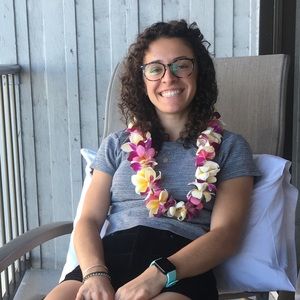 Meet your Posher, Lauren